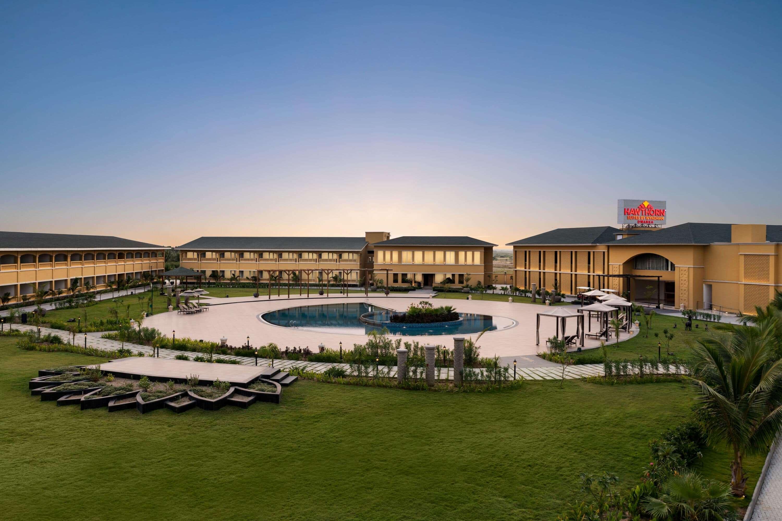 Hawthorn Suites By Wyndham Dwarka Luaran gambar